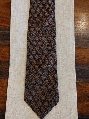Vintage Milano Italian Silk Geometric Diamond Necktie – Made in Canada